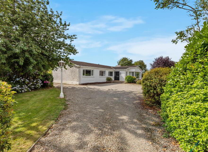 42 Loughries Road, Newtownards, BT23 8RW