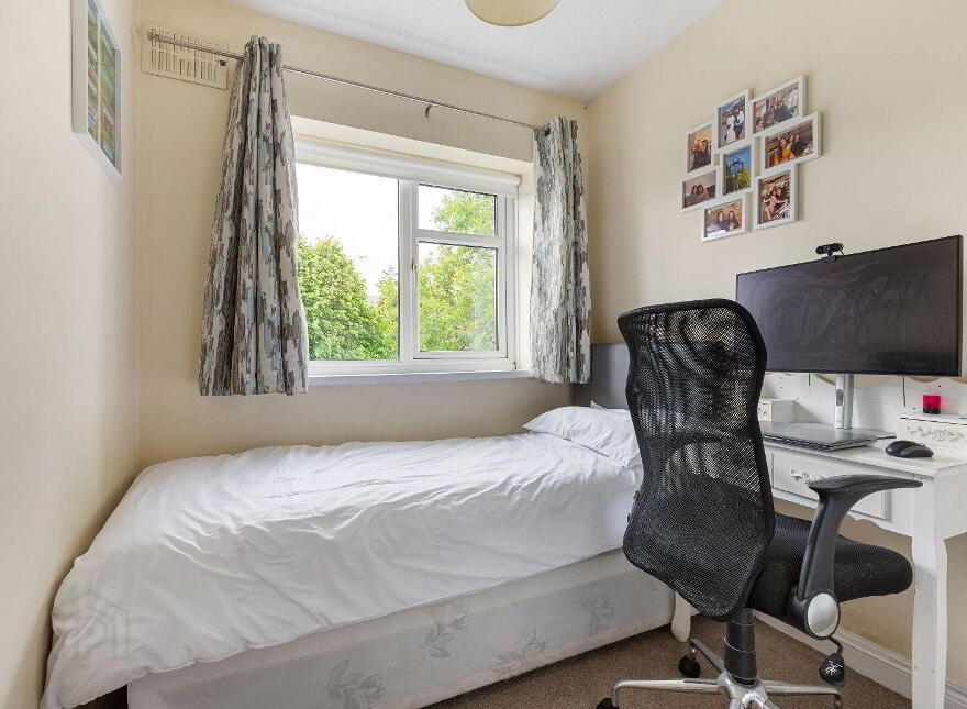 15 College Park Way, Ballinteer, Ballinteer, D16F6C3