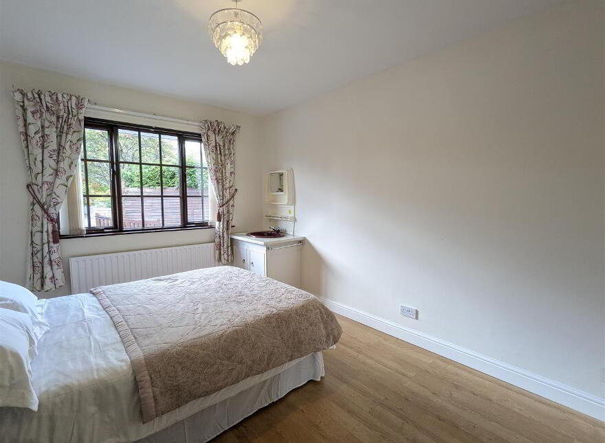 16 Marguerite Park, Newcastle, BT33 0PE