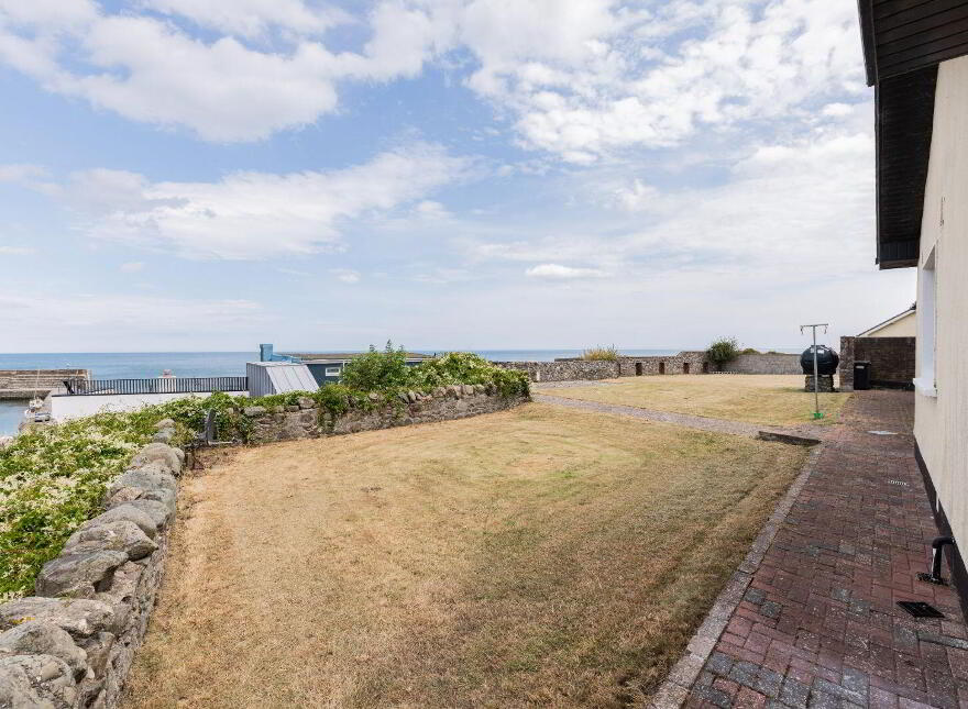Deansfield, Seapoint Lane, Balbriggan, K32HT04
