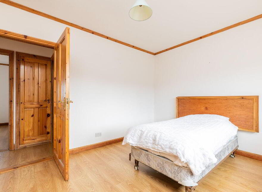 Deansfield, Seapoint Lane, Balbriggan, K32HT04