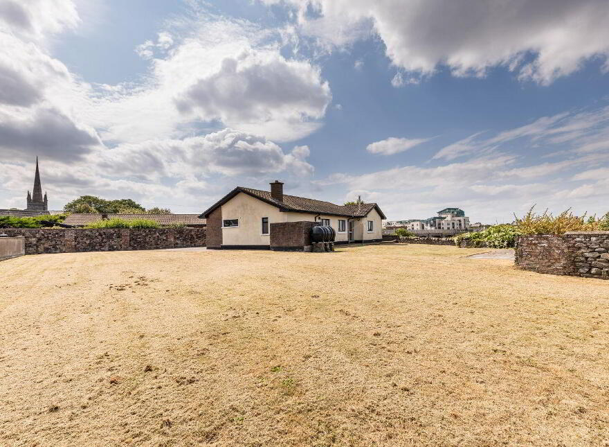 Deansfield, Seapoint Lane, Balbriggan, K32HT04