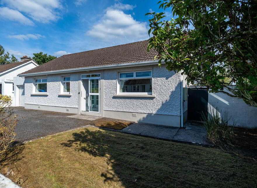 Niarbyl, Bonavalley, Athlone, N37W9Y4