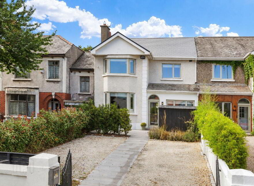 64 Howth Road, Clontarf, D03VA48