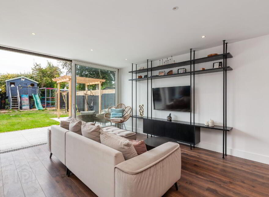 64 Howth Road, Clontarf, D03VA48