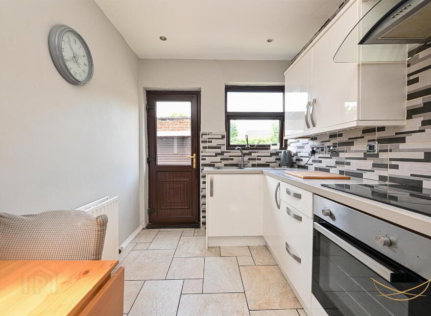 16 Mountainview Parade, Belfast, BT14 7GY