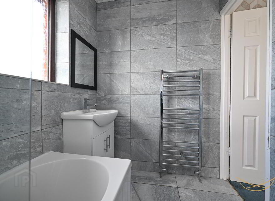 16 Mountainview Parade, Belfast, BT14 7GY