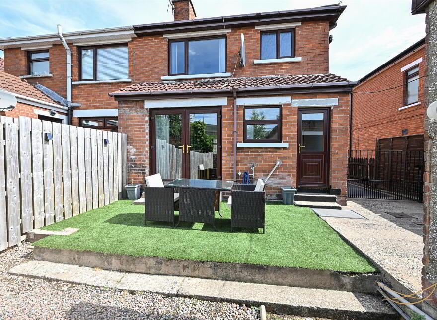 16 Mountainview Parade, Belfast, BT14 7GY