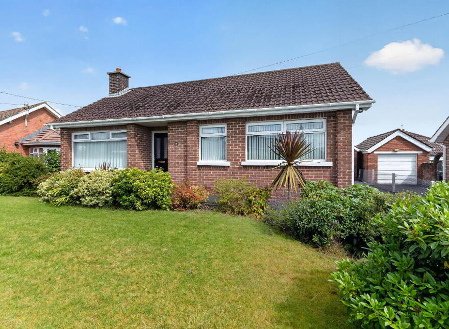 18 Houston Road, Crossnacreevy, Belfast, BT6 9SE