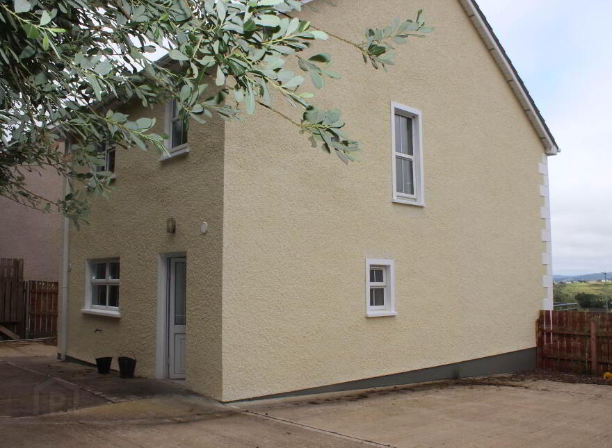 9 Orchard Close, Manorcunningham, F92NV99
