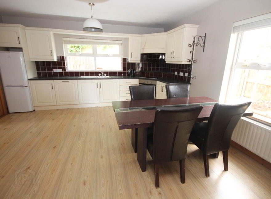 9 Orchard Close, Manorcunningham, F92NV99