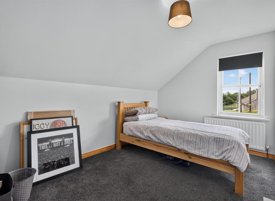 158 Moorfields Road, Ballymena, BT42 3EF