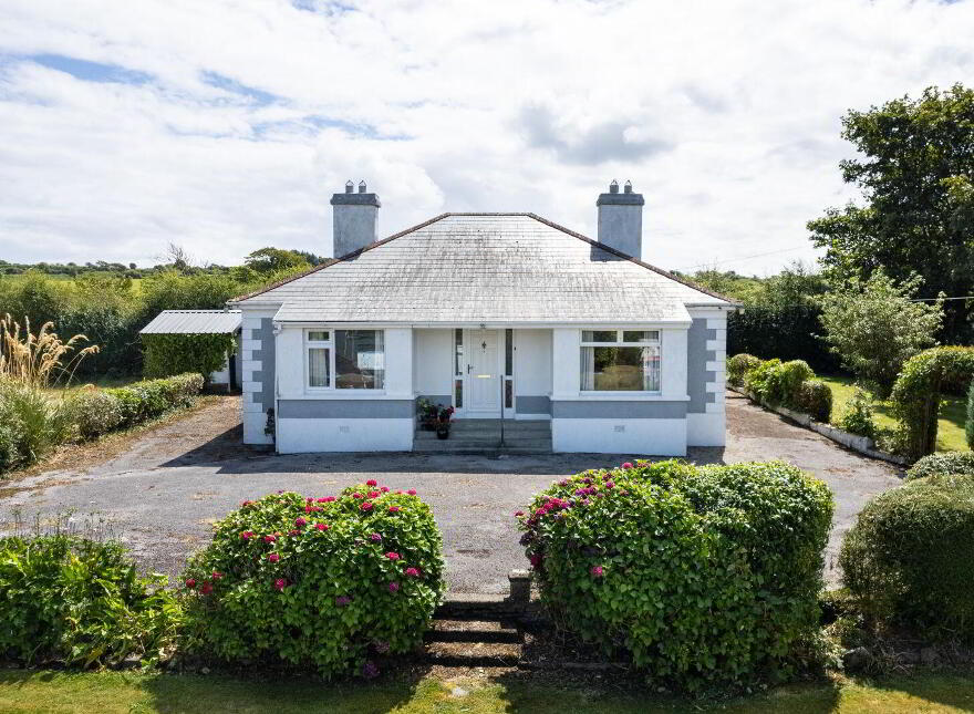 Cork Road, Skibbereen, P81EV72