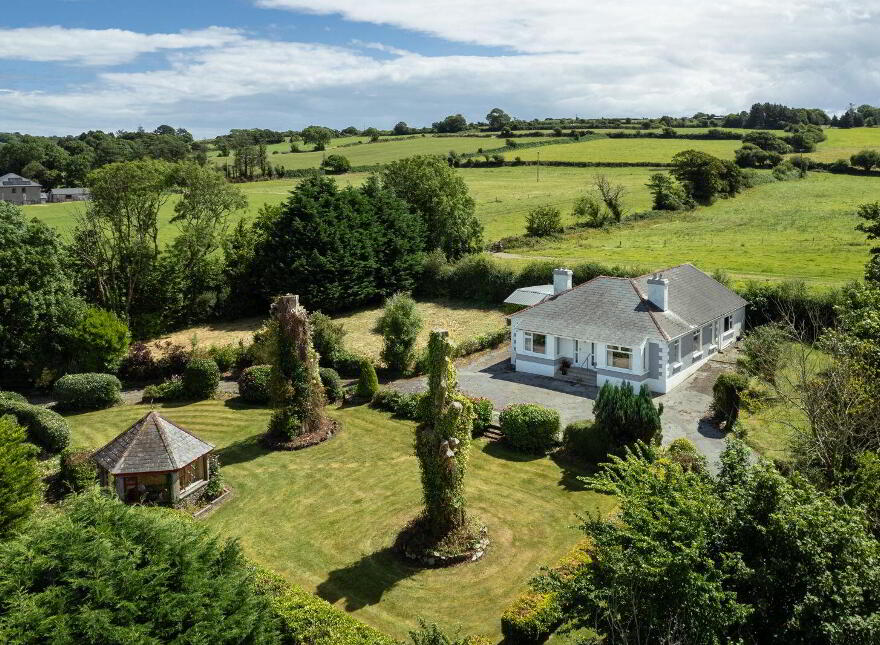 Cork Road, Skibbereen, P81EV72