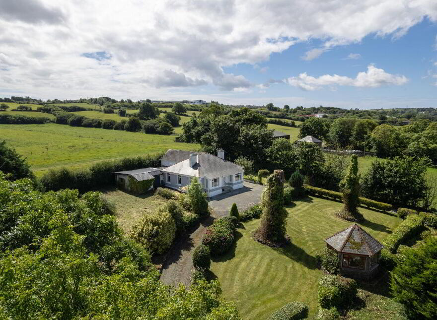 Cork Road, Skibbereen, P81EV72