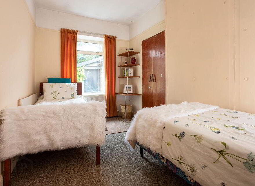 Cork Road, Skibbereen, P81EV72