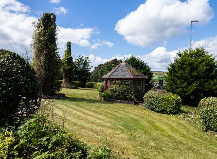 Cork Road, Skibbereen, P81EV72