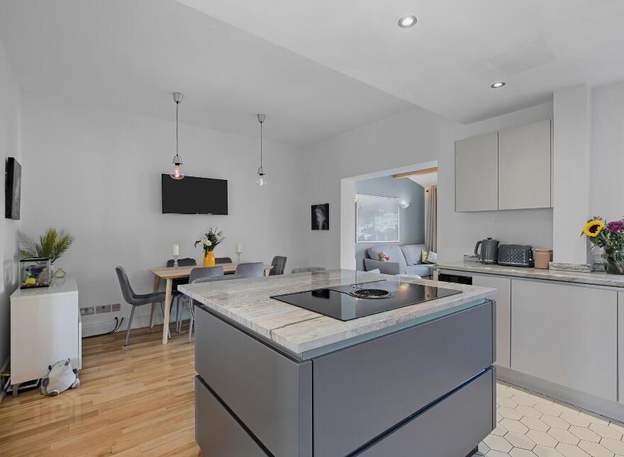 63 Donaghadee Road, Bangor, BT20 4QX