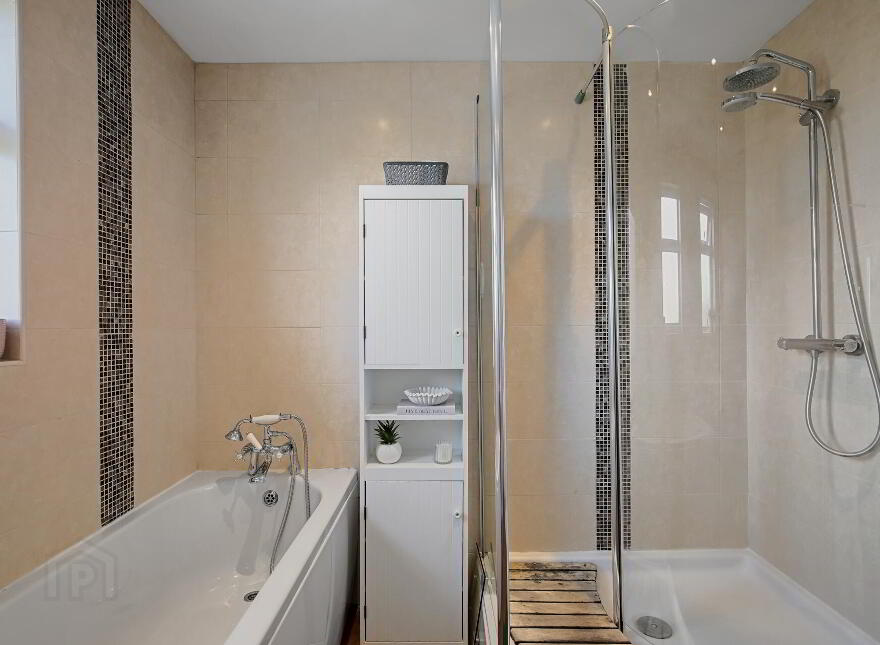 63 Donaghadee Road, Bangor, BT20 4QX