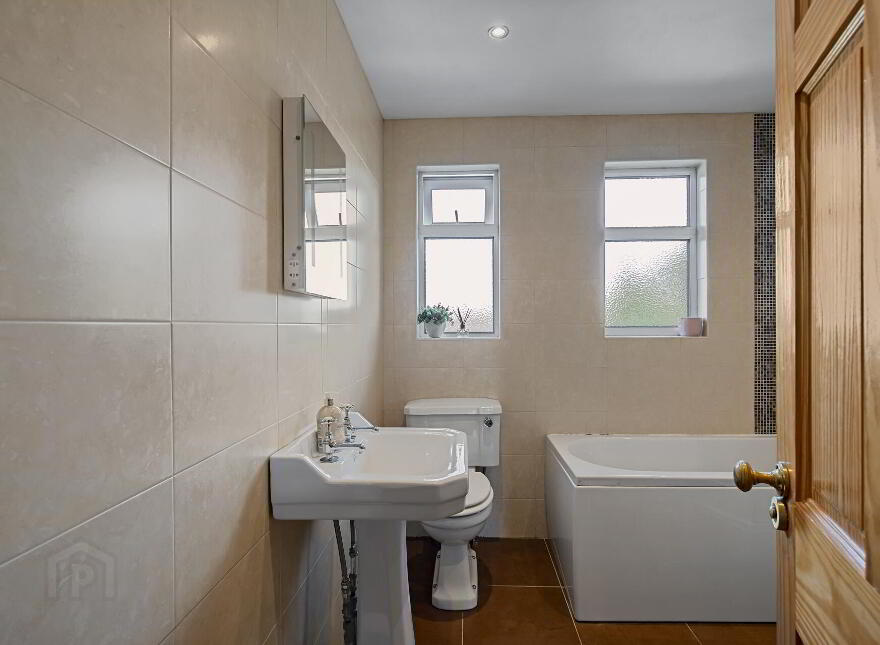 63 Donaghadee Road, Bangor, BT20 4QX