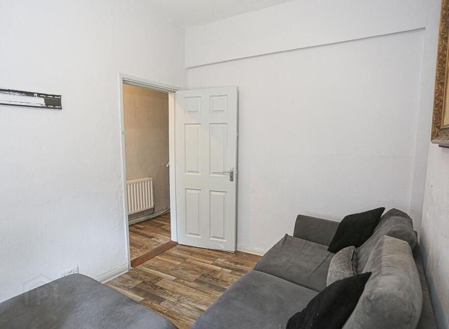 155 Donegall Road, Belfast, BT12 5NA