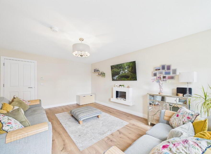 14 Little Enler Lane, Comber, BT23 5ZW
