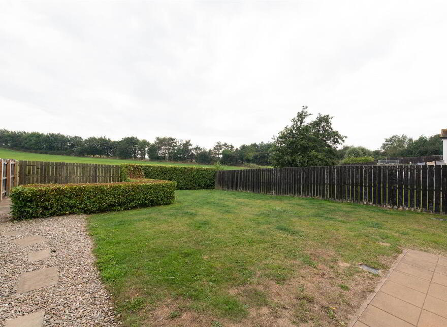 28 St. Patrick's View, Downpatrick, BT30 7HW
