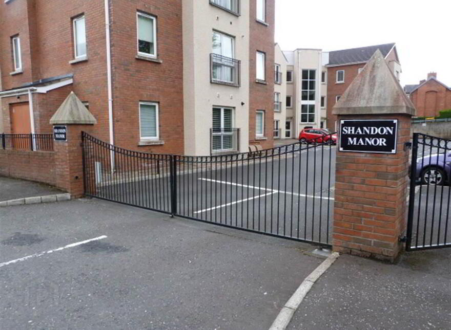 2 Shandon Manor, 15 Clara Road, Belfast, BT5 6FN