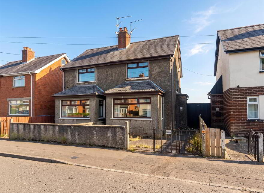 181 Joanmount Gardens, Belfast, BT14