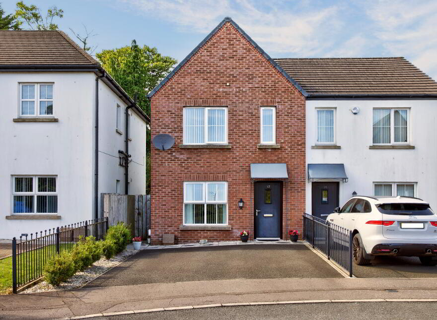 17 Leighinmohr Crescent, Ballymena, BT42 2FB