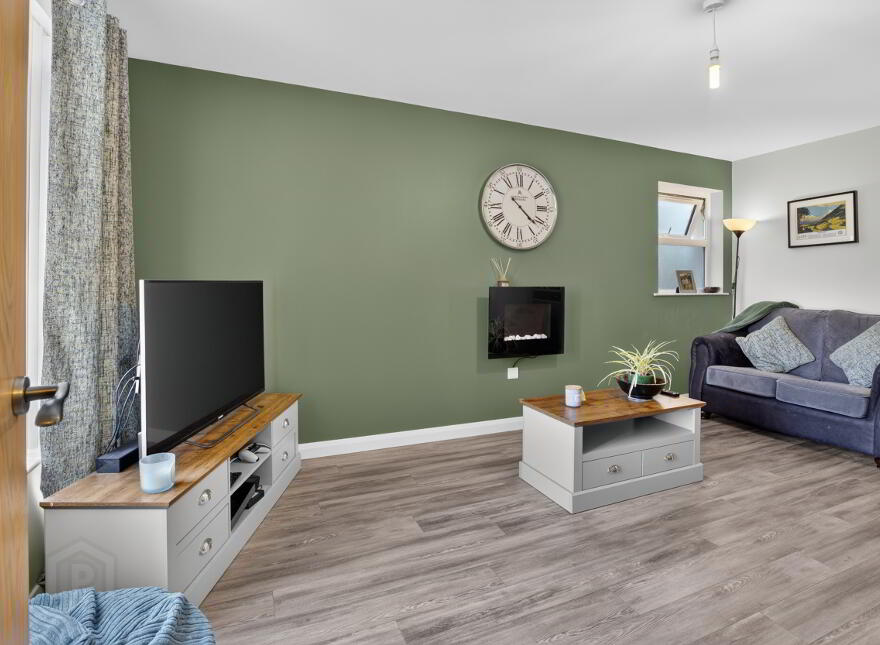 17 Leighinmohr Crescent, Ballymena, BT42 2FB