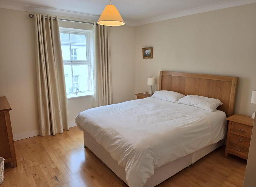 Apartment 2 Harbour View, Market Square, Clifden, H71CH24