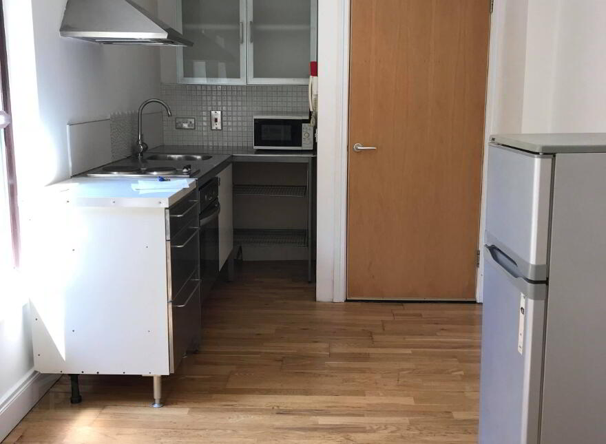 B, 23 Gray's Hill, Bangor, BT20 3BB