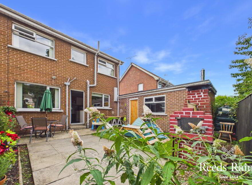 25 Henderson Drive, Bangor, BT19 1NR