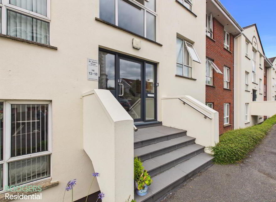 Apt 16, St. Helens Court, High Street, Holywood, BT18 9SS
