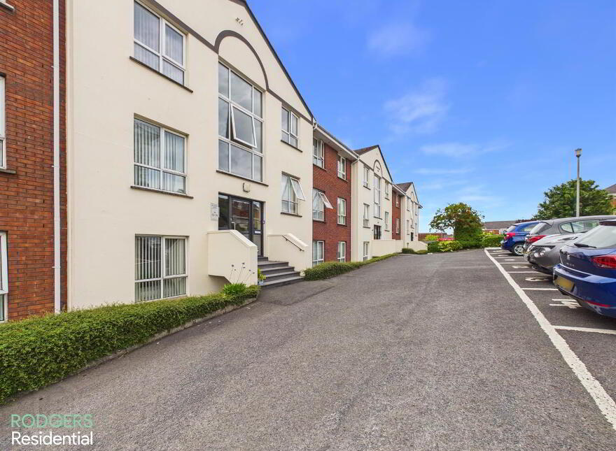 Apt 16, St. Helens Court, High Street, Holywood, BT18 9SS
