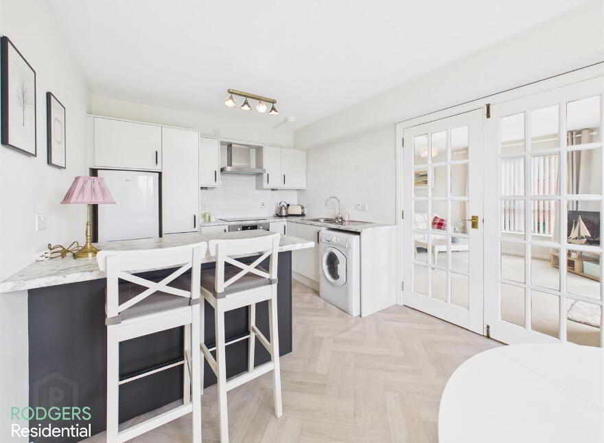 Apt 16, St. Helens Court, High Street, Holywood, BT18 9SS