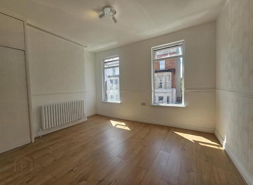 49 Eia Street, Belfast, BT14 6BT