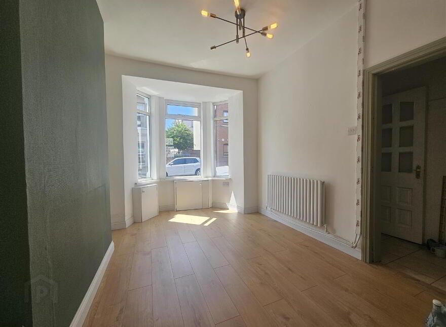 49 Eia Street, Belfast, BT14 6BT