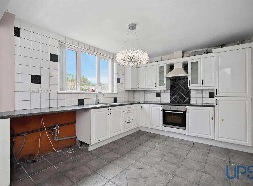49 Broom Park, Stewartstown Road, Belfast, BT17 0DN