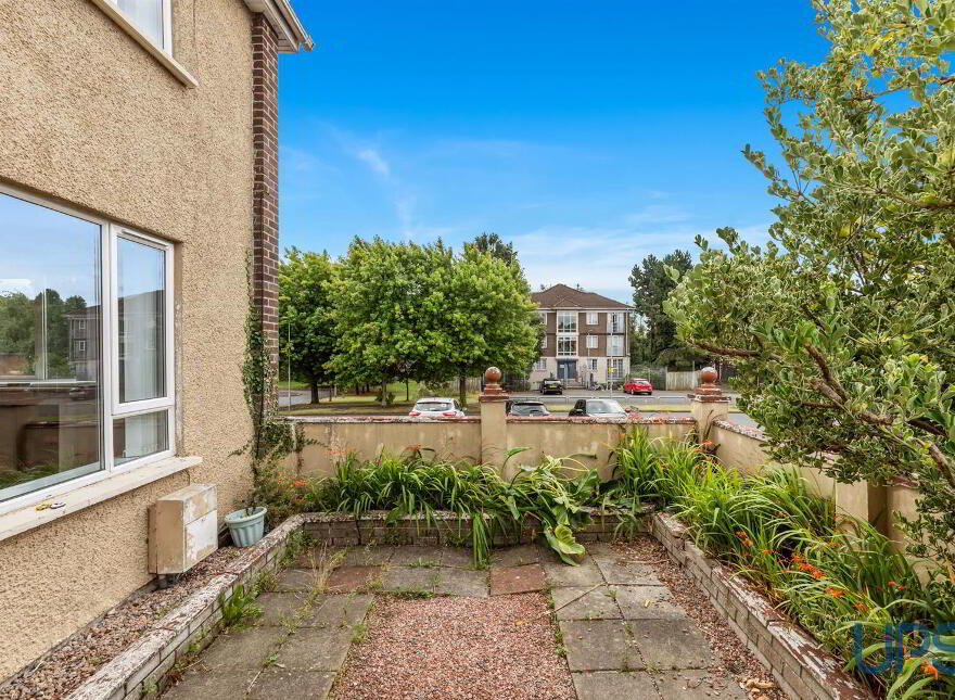 49 Broom Park, Stewartstown Road, Belfast, BT17 0DN