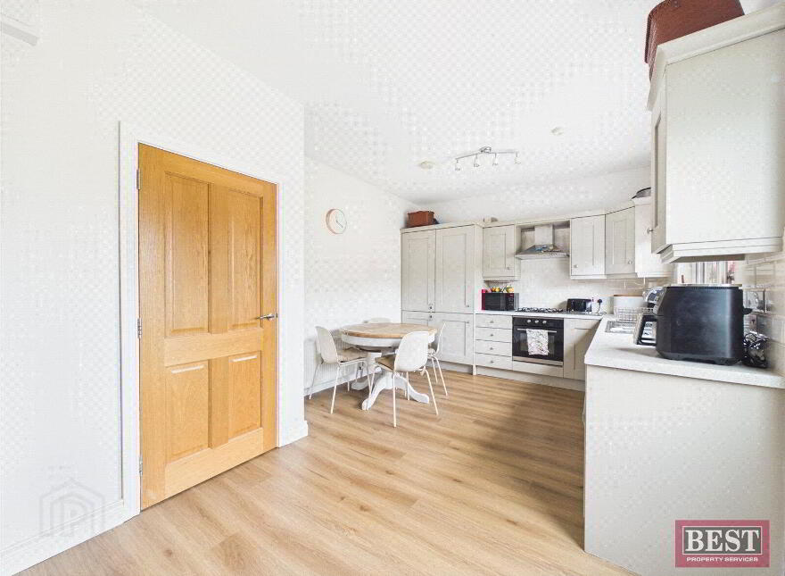 90 Carneyhough Court, Newry, BT34 2TW