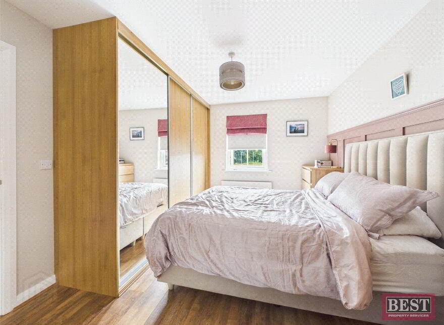 90 Carneyhough Court, Newry, BT34 2TW