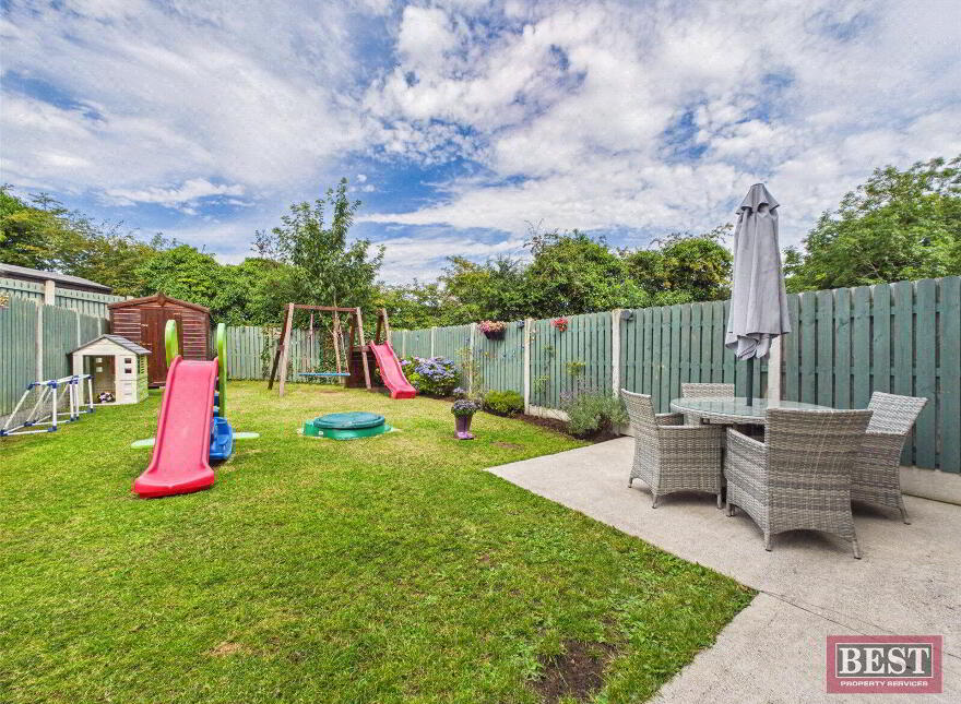 90 Carneyhough Court, Newry, BT34 2TW