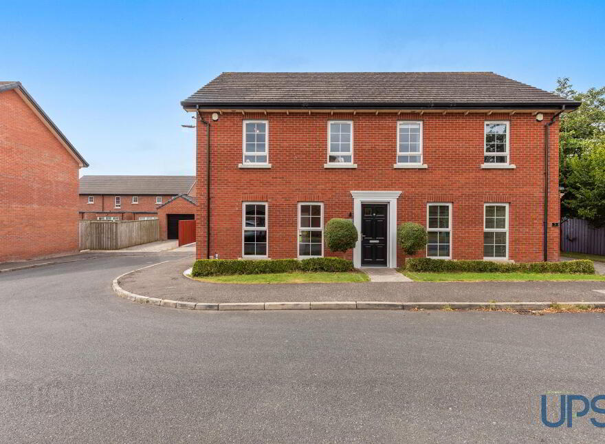 7 Meadow Way, Lisburn, BT28 3RJ