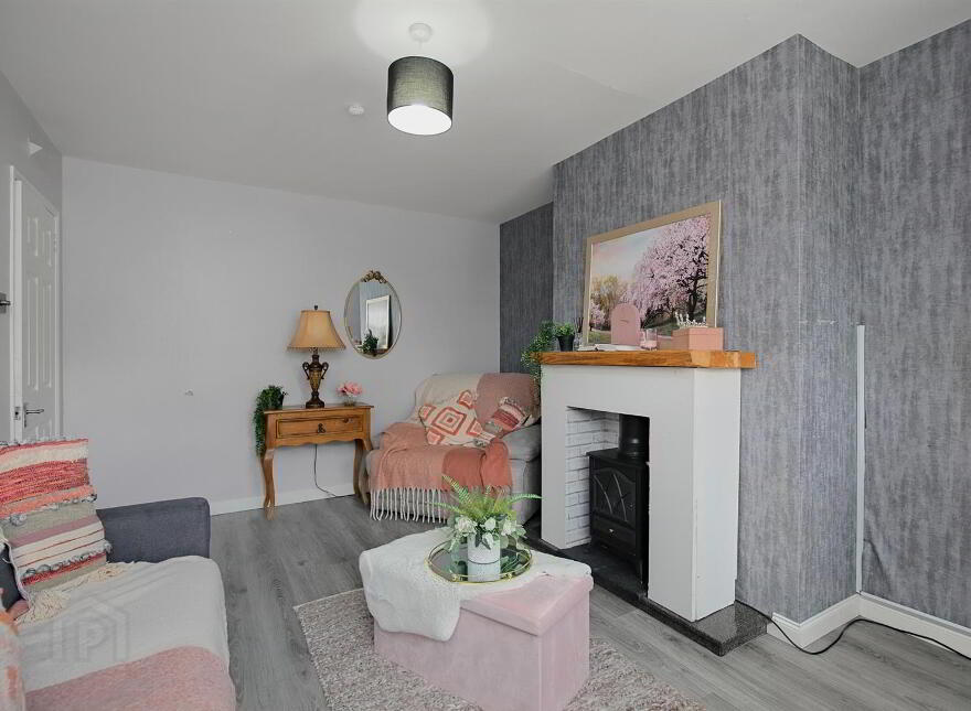 26 Lagmore Downs, Stewartstown Road, Dunmurry, Belfast, BT17 0TB