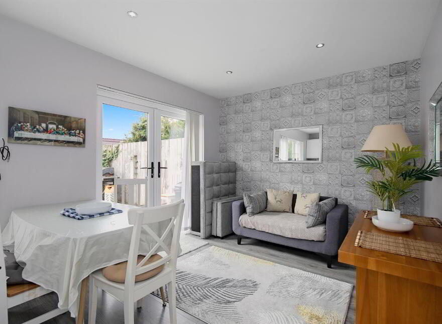 26 Lagmore Downs, Stewartstown Road, Dunmurry, Belfast, BT17 0TB