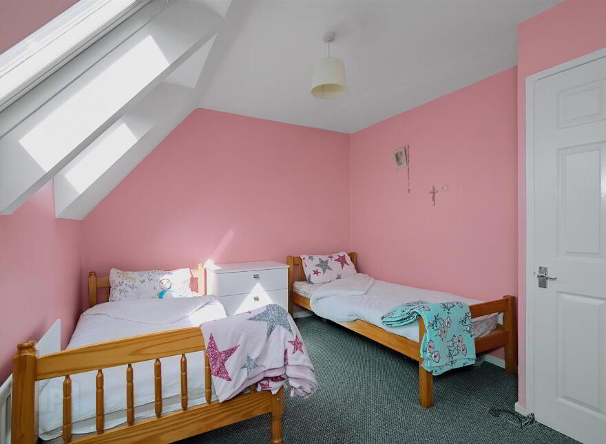 26 Lagmore Downs, Stewartstown Road, Dunmurry, Belfast, BT17 0TB