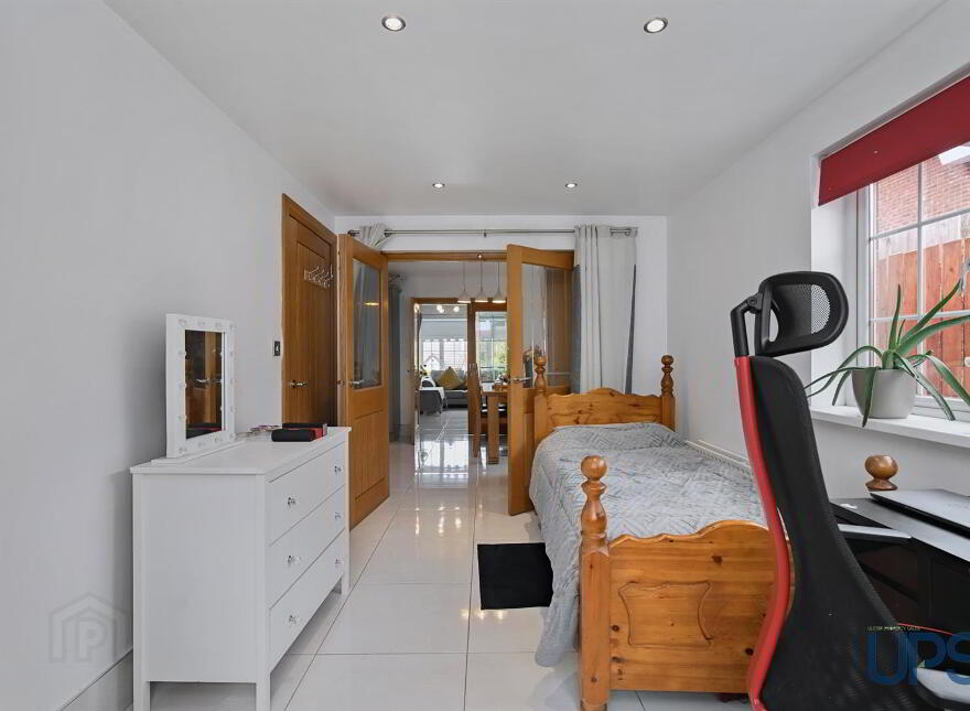 147 Lagmore Dale, Stewartstown Road, Dunmurry, Belfast, BT17 0TF