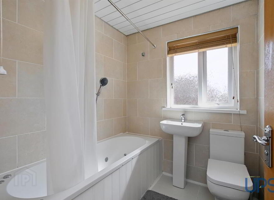 147 Lagmore Dale, Stewartstown Road, Dunmurry, Belfast, BT17 0TF